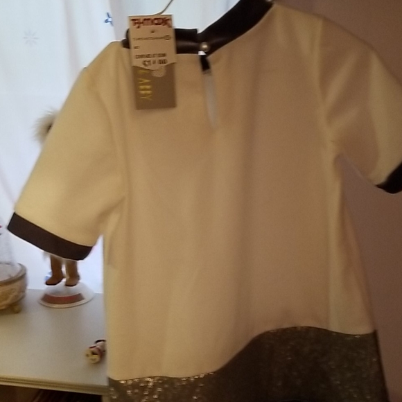 Dress - Picture 2 of 3